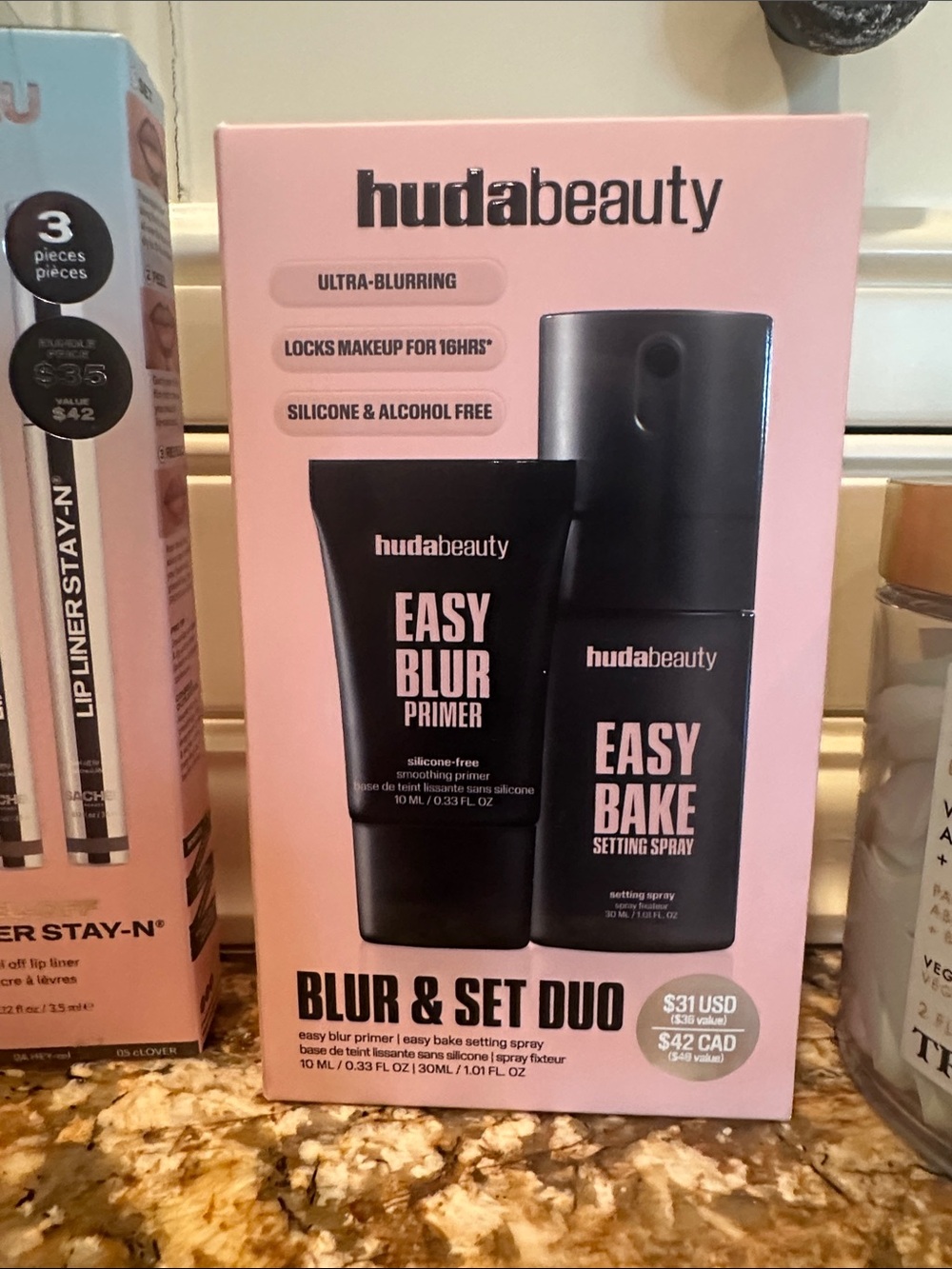 HUDA BEAUTY Pink Blur & Set Duo - Easy Blur Primer & Easy Bake Setting Spray